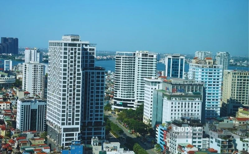  Bất động sản TP.HCM bật tăng tháng 7, Hà Nội giữ nhịp ổn định